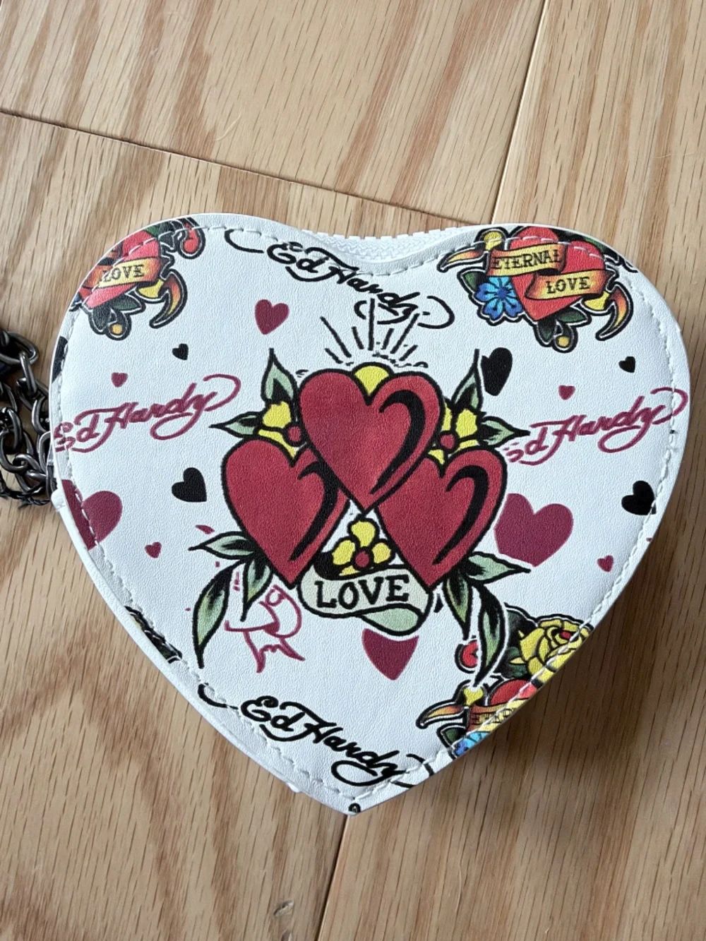 Ed Hardy Heart Coin Purse Wristlet White Tattoo Love Print Chain Y2K NWT